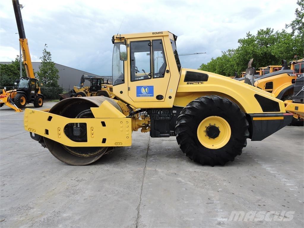 Bomag BW211D-4 GERMAN Otros rodillos