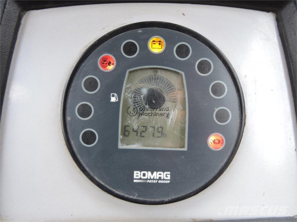 Bomag BW211D-4 GERMAN Otros rodillos