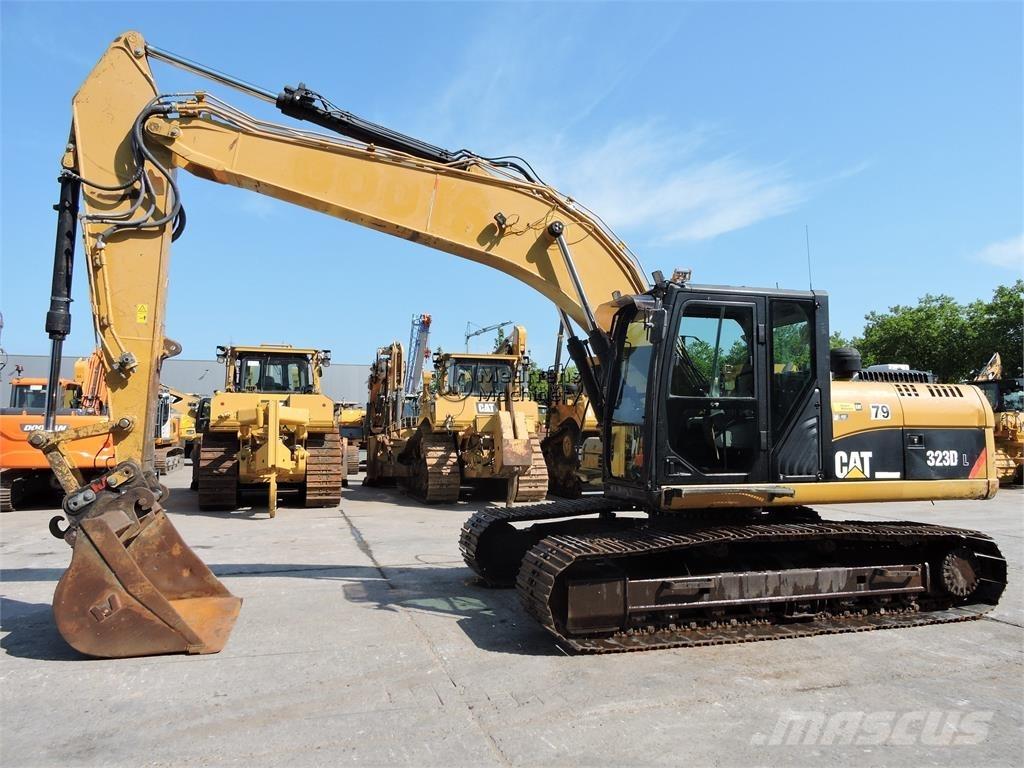 CAT 323D Excavadoras de cadenas