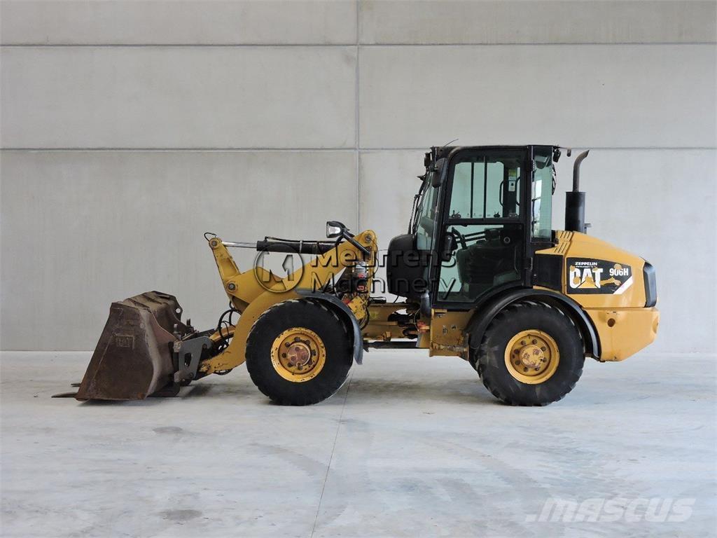 CAT 906 H + FORK Cargadoras sobre ruedas