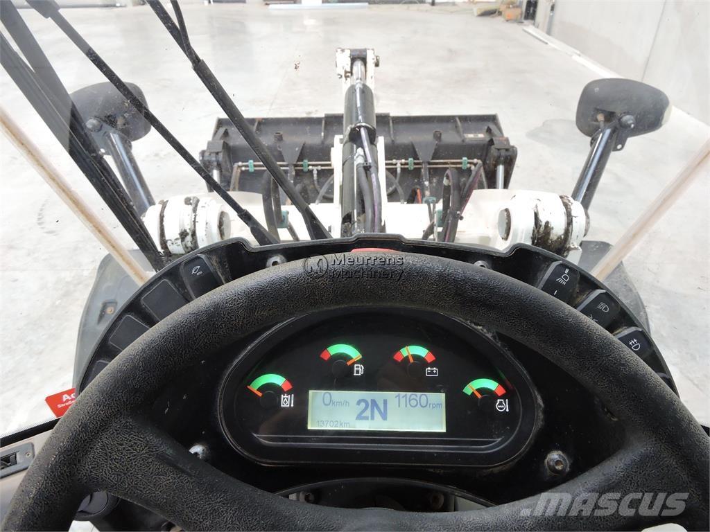 CAT 908M + FORK Cargadoras sobre ruedas