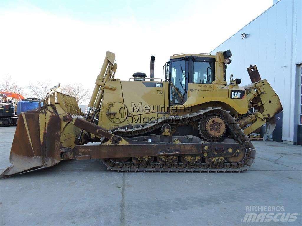CAT D8T Bulldozers