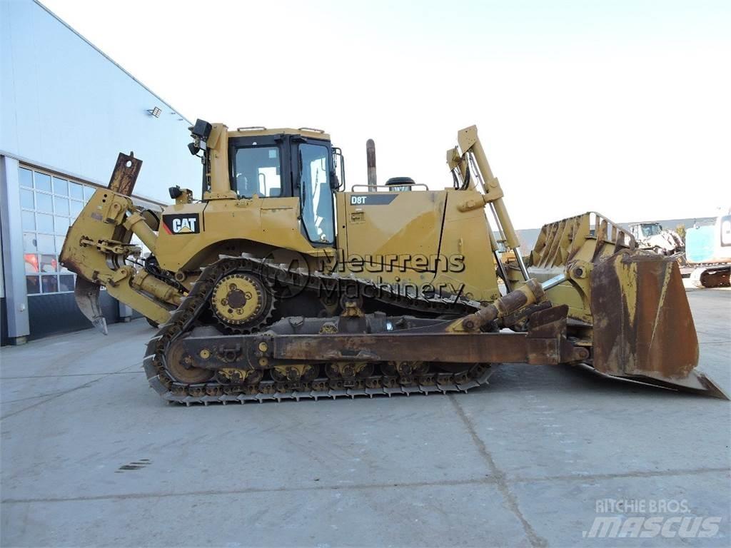 CAT D8T Bulldozers