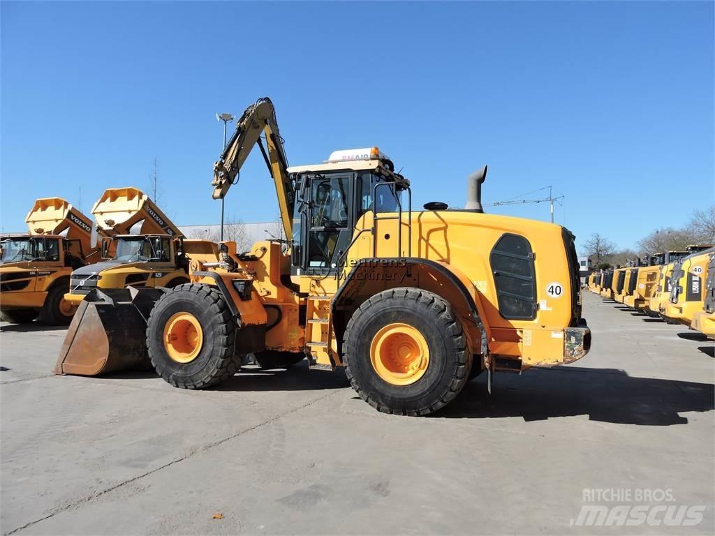Hyundai HL970 Cargadoras sobre ruedas