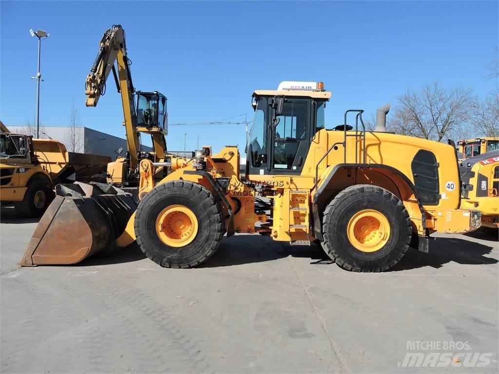 Hyundai HL970 Cargadoras sobre ruedas