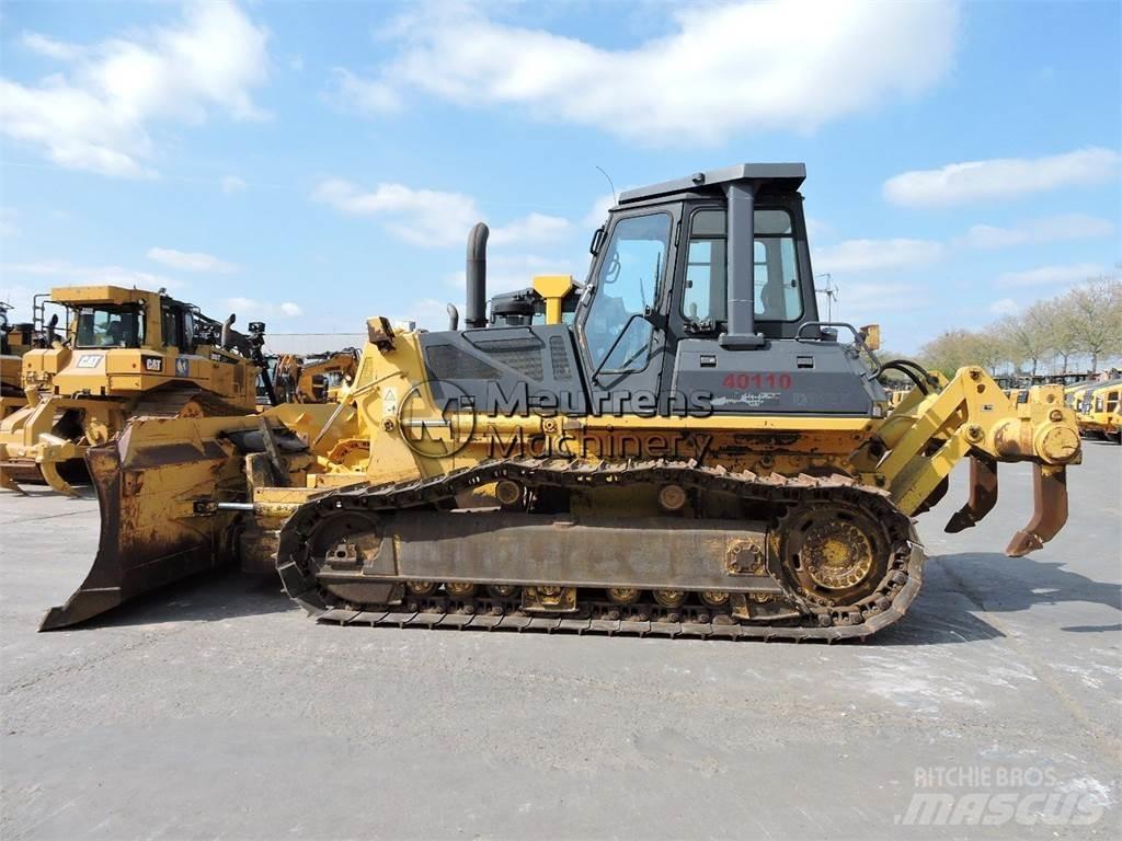 Komatsu D61EXL-12 Bulldozers