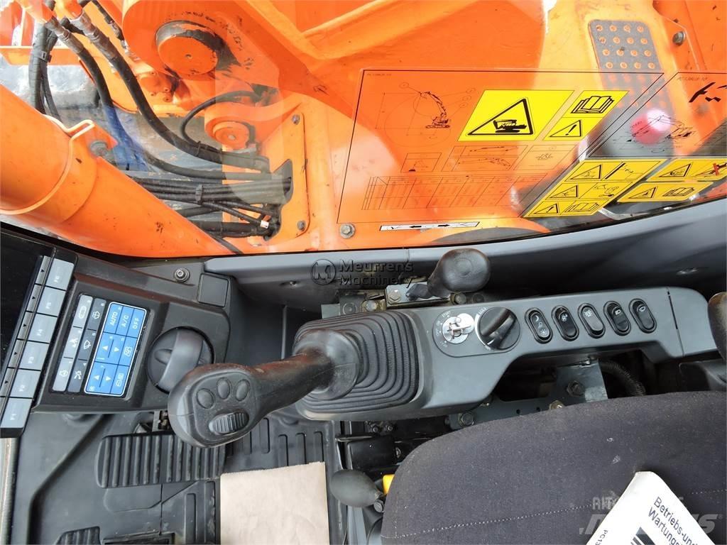 Komatsu PC138 Excavadoras de cadenas