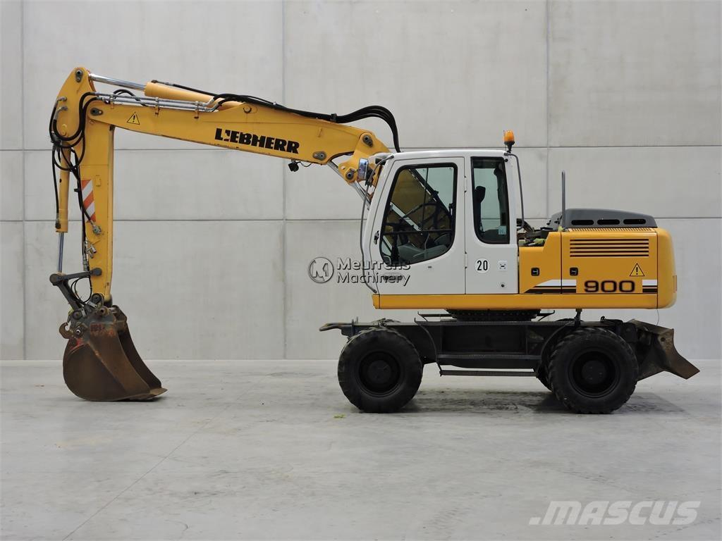 Liebherr A900C Excavadoras de ruedas