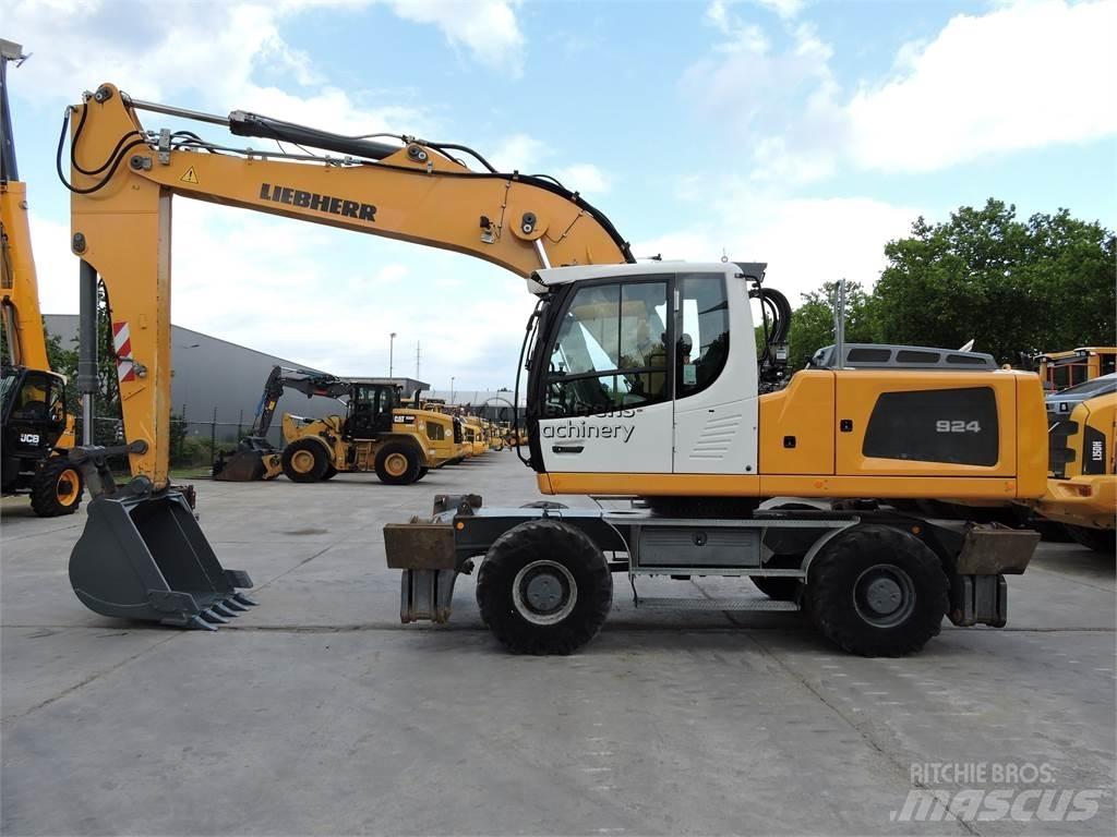 Liebherr A924 Excavadoras de ruedas