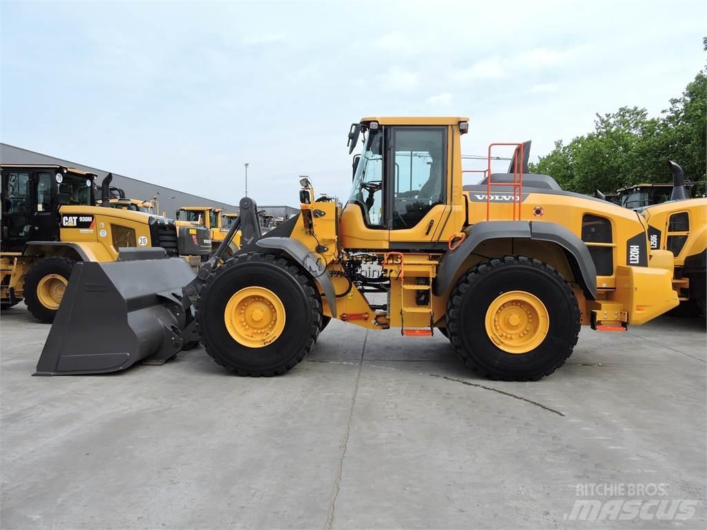 Volvo L120H + New bucket Cargadoras sobre ruedas