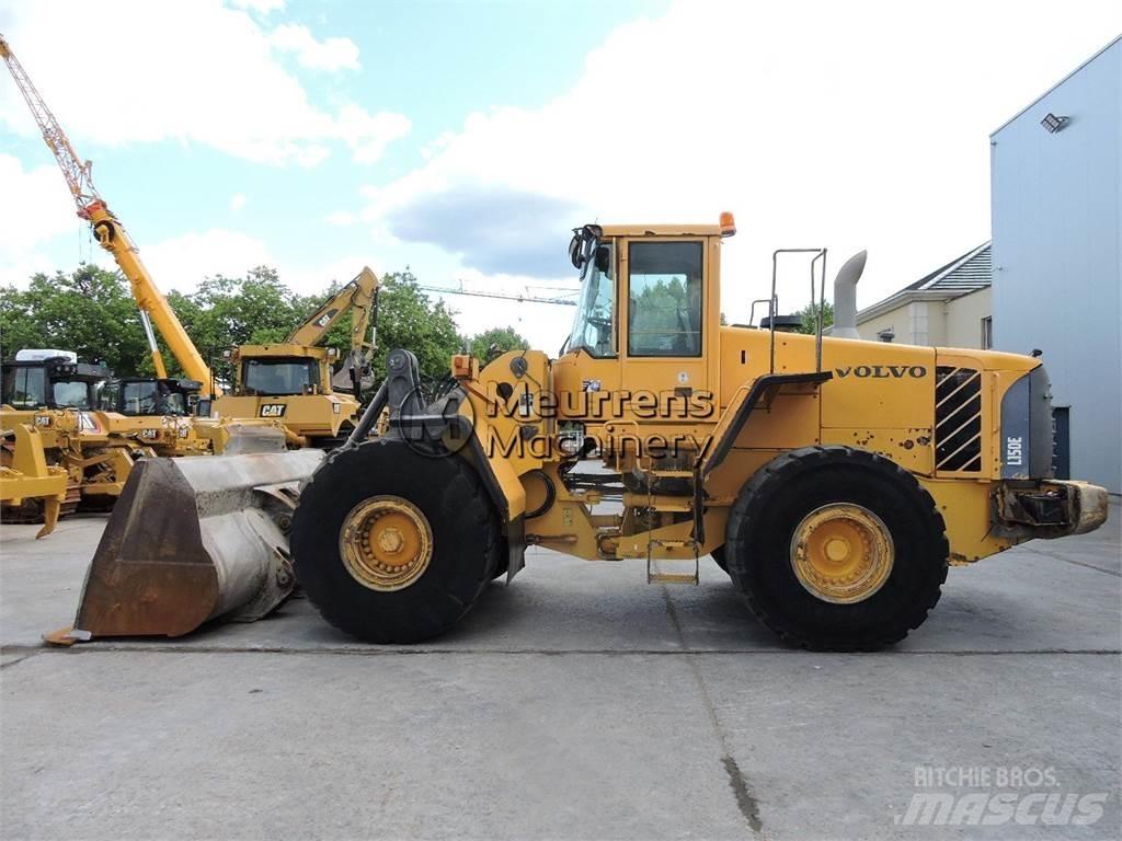 Volvo L150E + CDC Cargadoras sobre ruedas