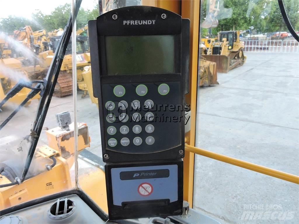 Volvo L150E + CDC Cargadoras sobre ruedas