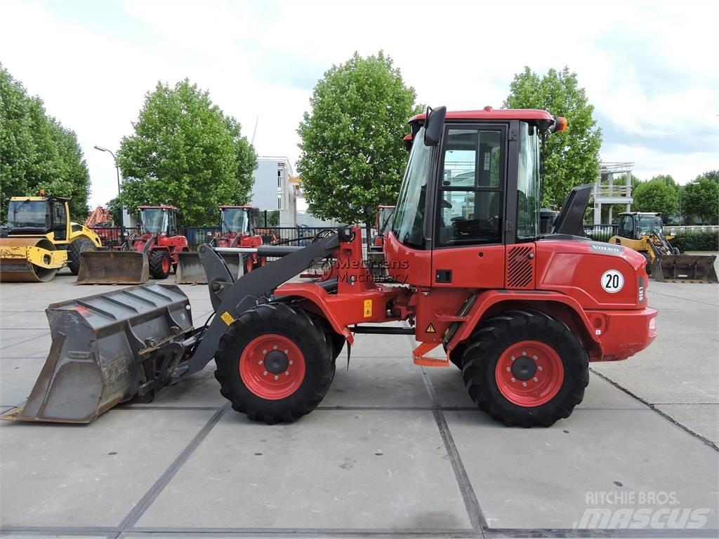 Volvo L35G + Fork-German Cargadoras sobre ruedas