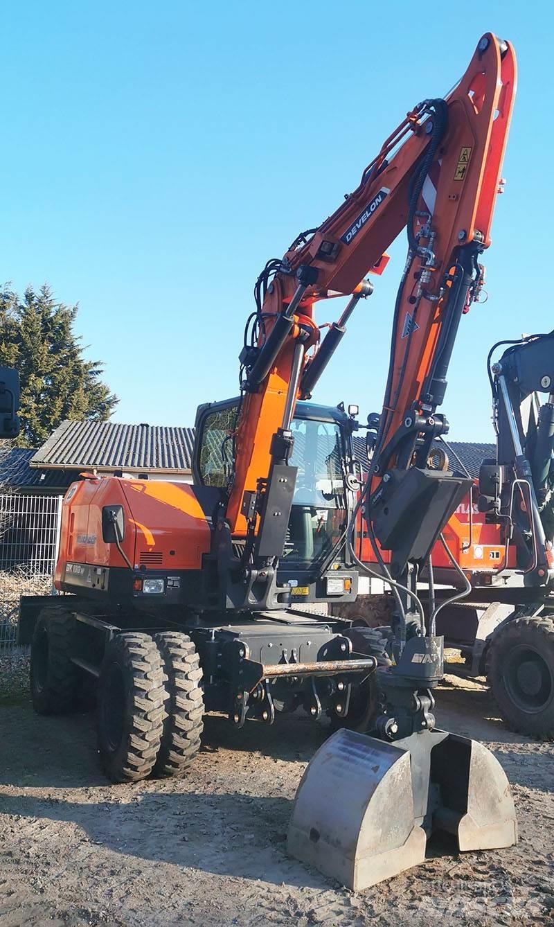 Develon DX 100 W-7 Excavadoras de ruedas