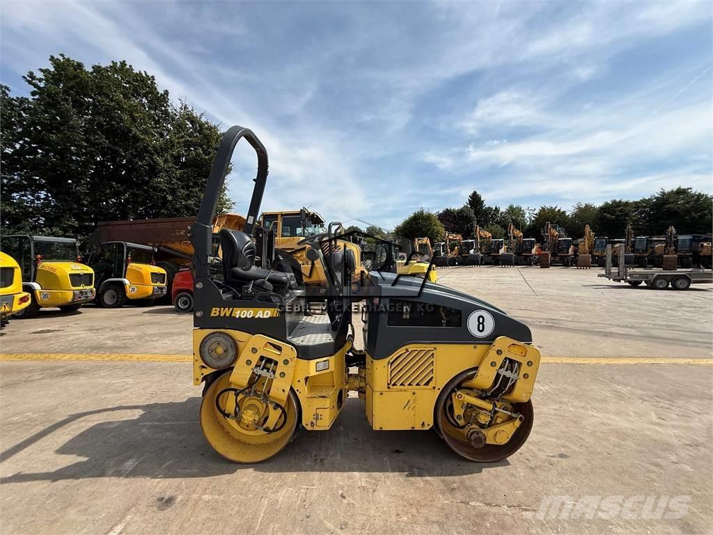 Bomag BW 100 AD-4 Rodillos de doble tambor