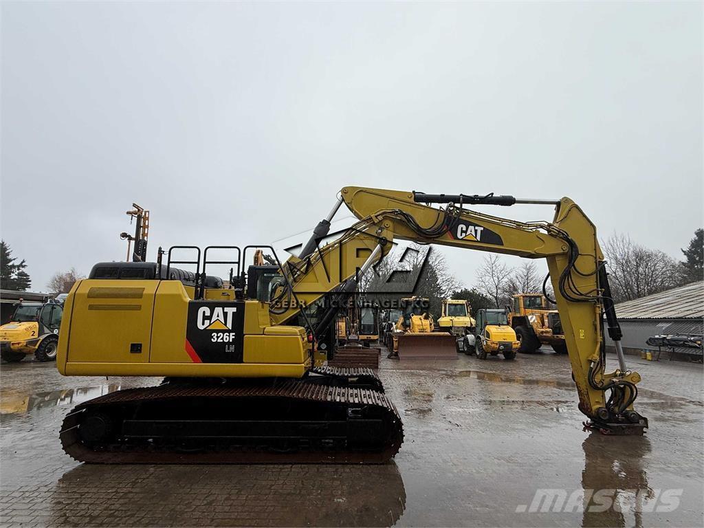 CAT 326 F LN Excavadoras de cadenas