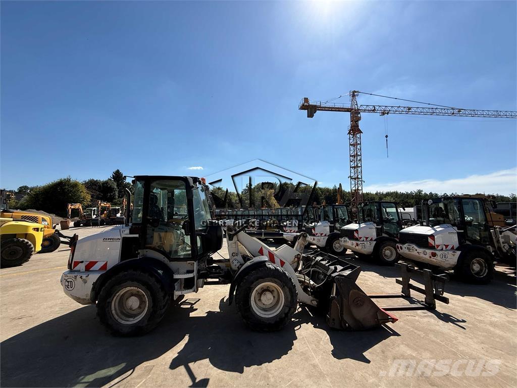 CAT 908 M Cargadoras sobre ruedas