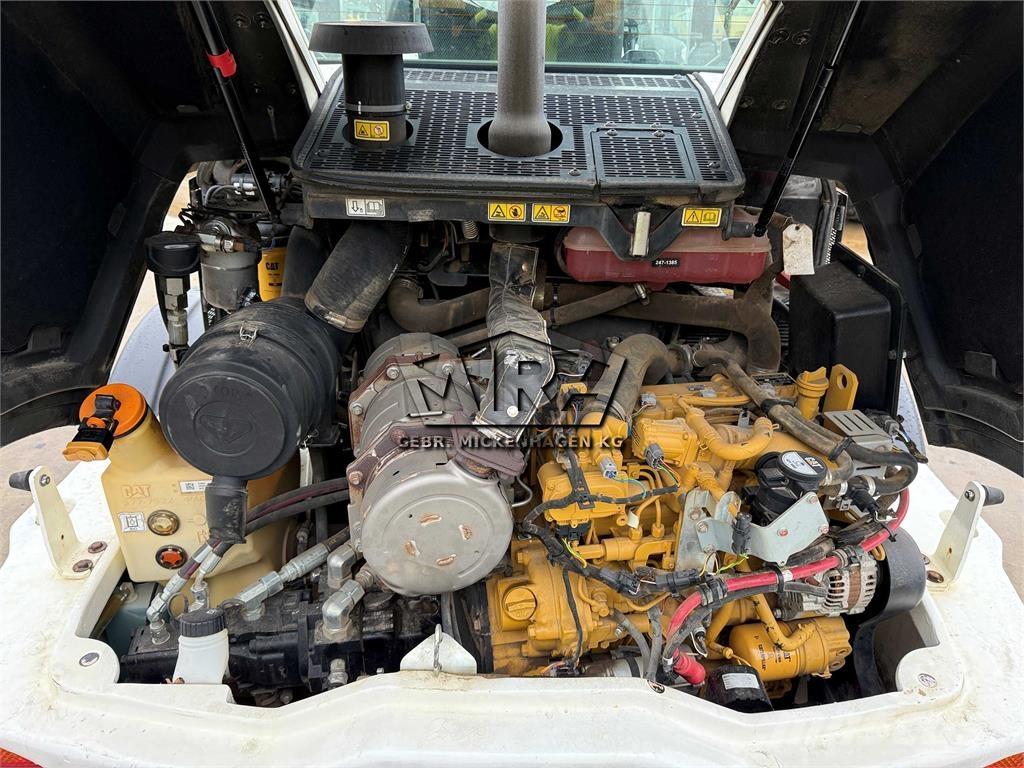 CAT 908M Cargadoras sobre ruedas