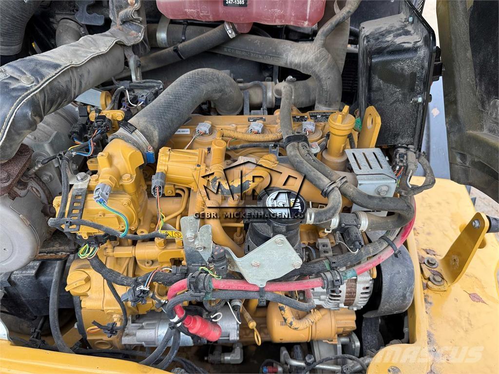 CAT 908M Cargadoras sobre ruedas