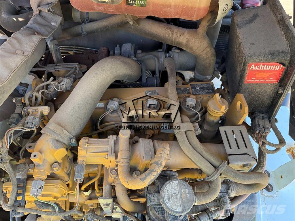 CAT 908M Cargadoras sobre ruedas