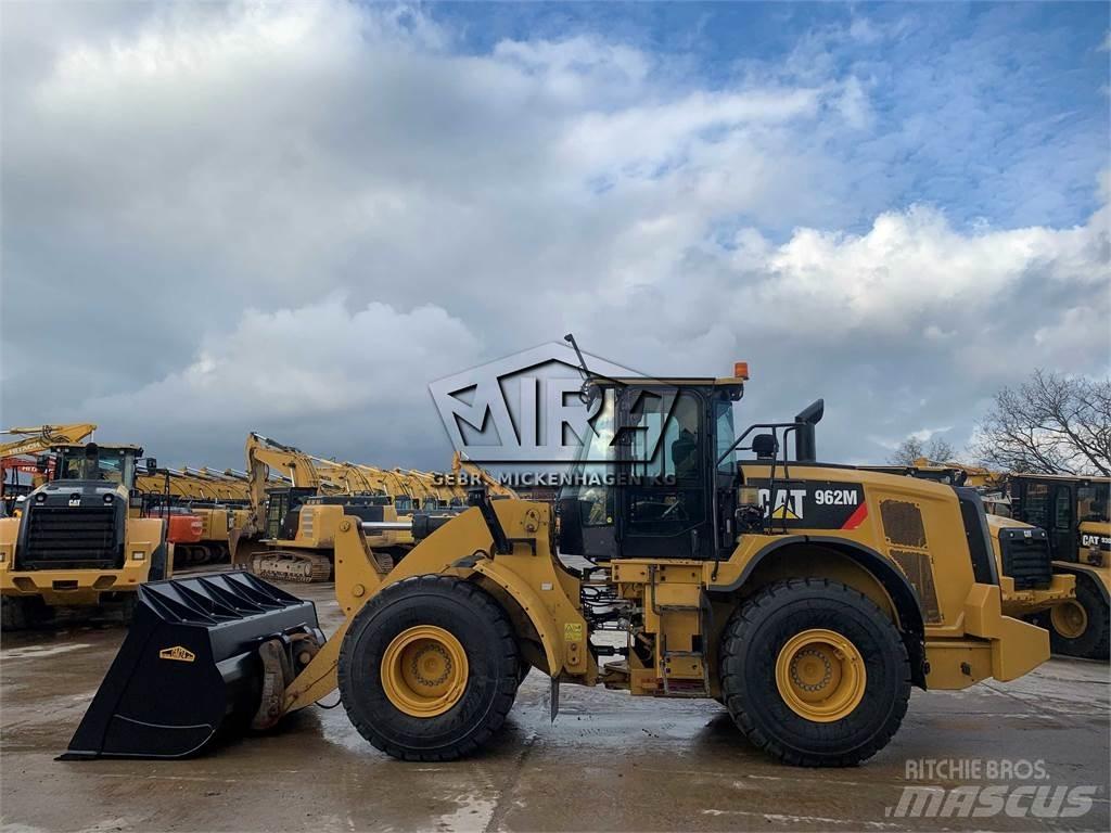 CAT 962 M ( 950 M ) Cargadoras sobre ruedas