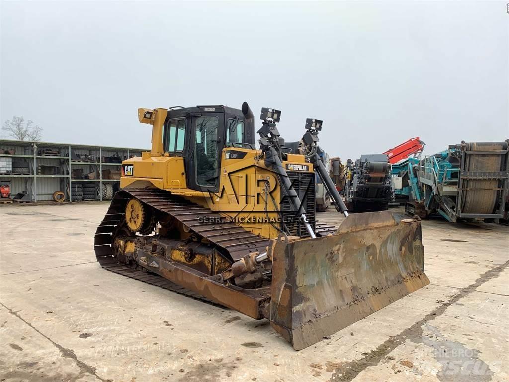 CAT D 6 T LGP Buldozer sobre oruga