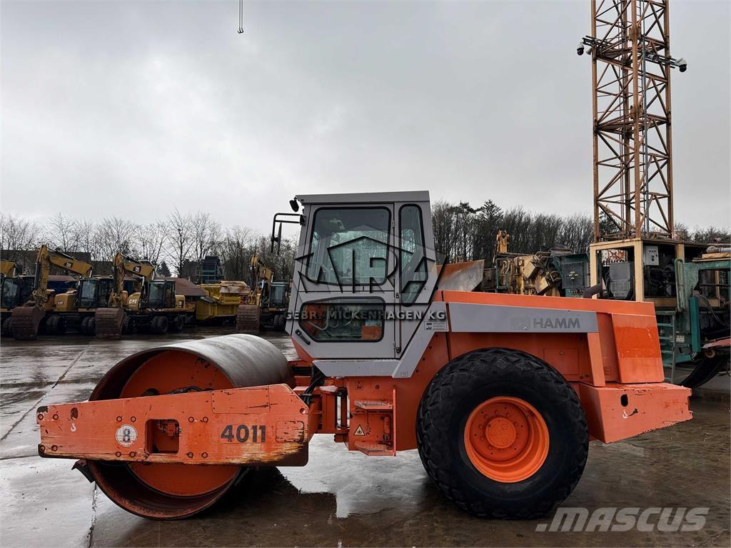 Hamm 4011 D Rodillos de un solo tambor