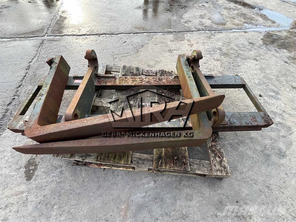 Volvo SW / L90 Uñas para carretilla