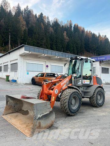 Atlas AR 480 Cargadoras sobre ruedas