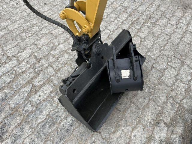 CAT 300.9D Construcción - Otros