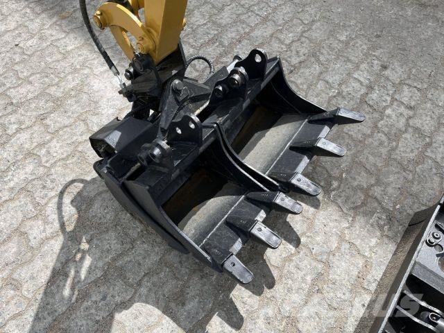 CAT 300.9D Construcción - Otros
