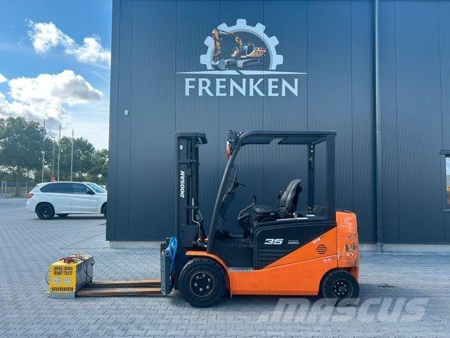 Doosan B 35 NS Carretillas de horquilla eléctrica