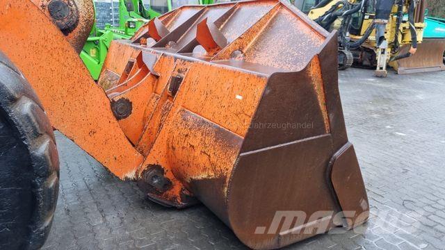 Fiat Kobelco W 270 Cargadoras sobre ruedas