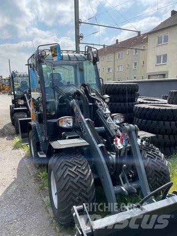 GiANT G3500 X-TRA Cargadoras sobre ruedas