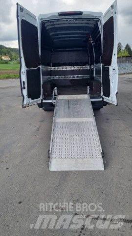 Iveco 35-170 Furgonetas /Furgón