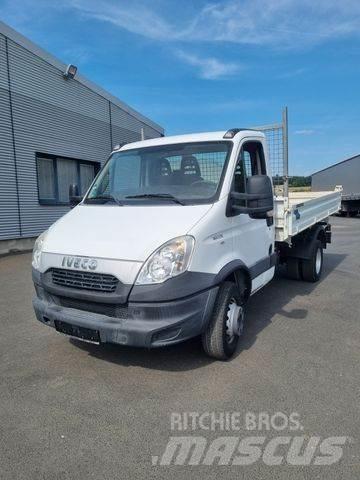 Iveco 60 C 17 K Camiones bañeras basculantes o volquetes