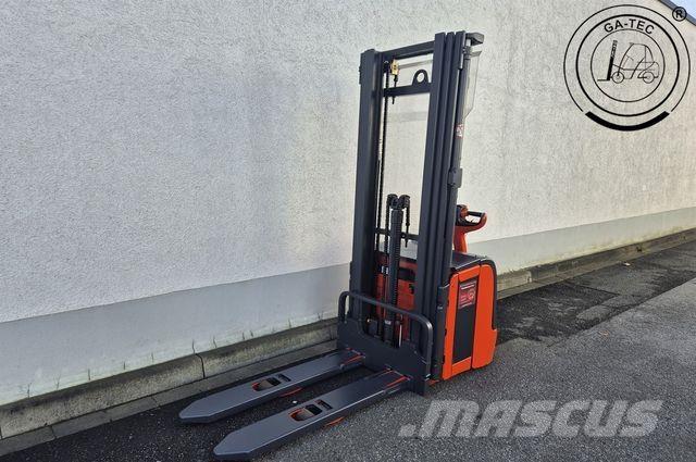 Linde L14i Recogepedidos de gran altura