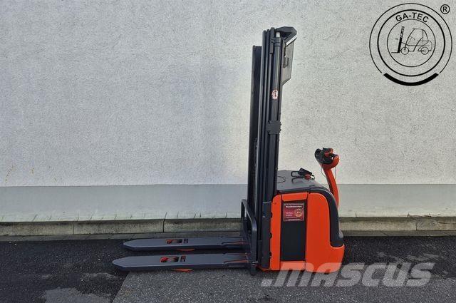 Linde L14i Recogepedidos de gran altura