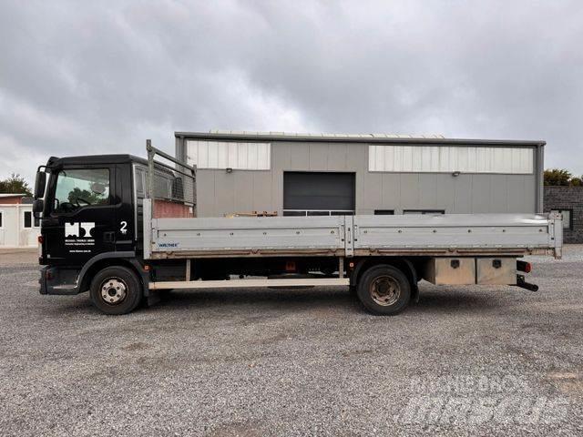 MAN 8.220 Furgonetas caja abierta