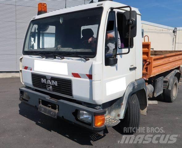 MAN 8.224 FK 4x2 Camiones bañeras basculantes o volquetes