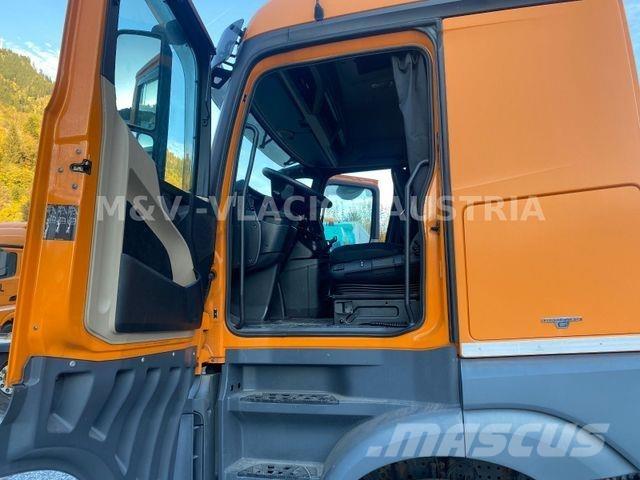 Mercedes-Benz 2542 Camiones chasis