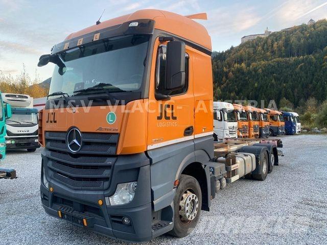 Mercedes-Benz 2542 Camiones chasis