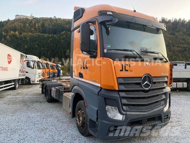 Mercedes-Benz 2542 Camiones chasis