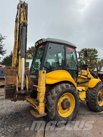 New Holland B 115 c Retrocargadoras