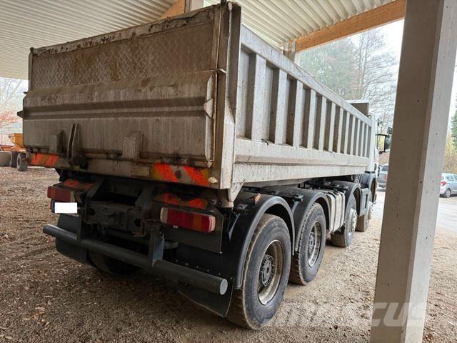 Scania P124c Camiones bañeras basculantes o volquetes