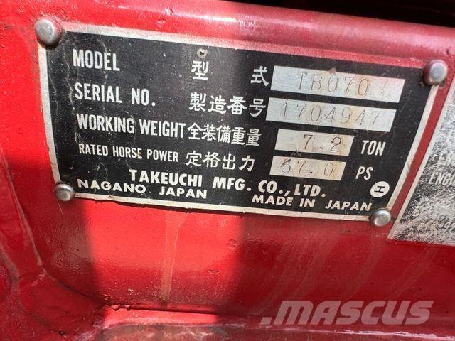 Takeuchi TB070 Mini excavadoras < 7t