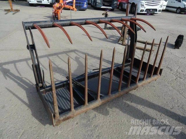 TRAC LIFT hay forks Otros equipos usados para la recolección de forraje