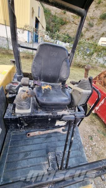 CAT 305ECR Mini excavadoras < 7t