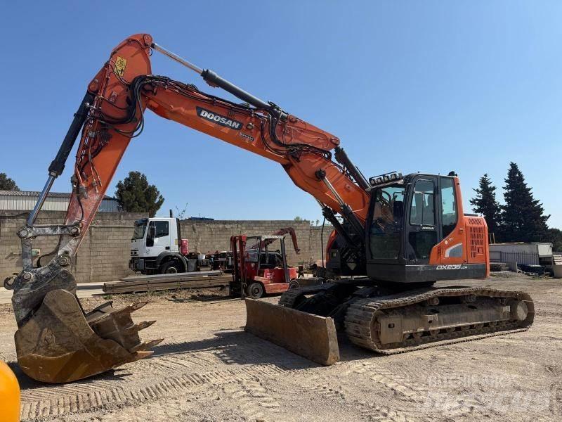 Doosan DX235LCR Excavadoras de cadenas