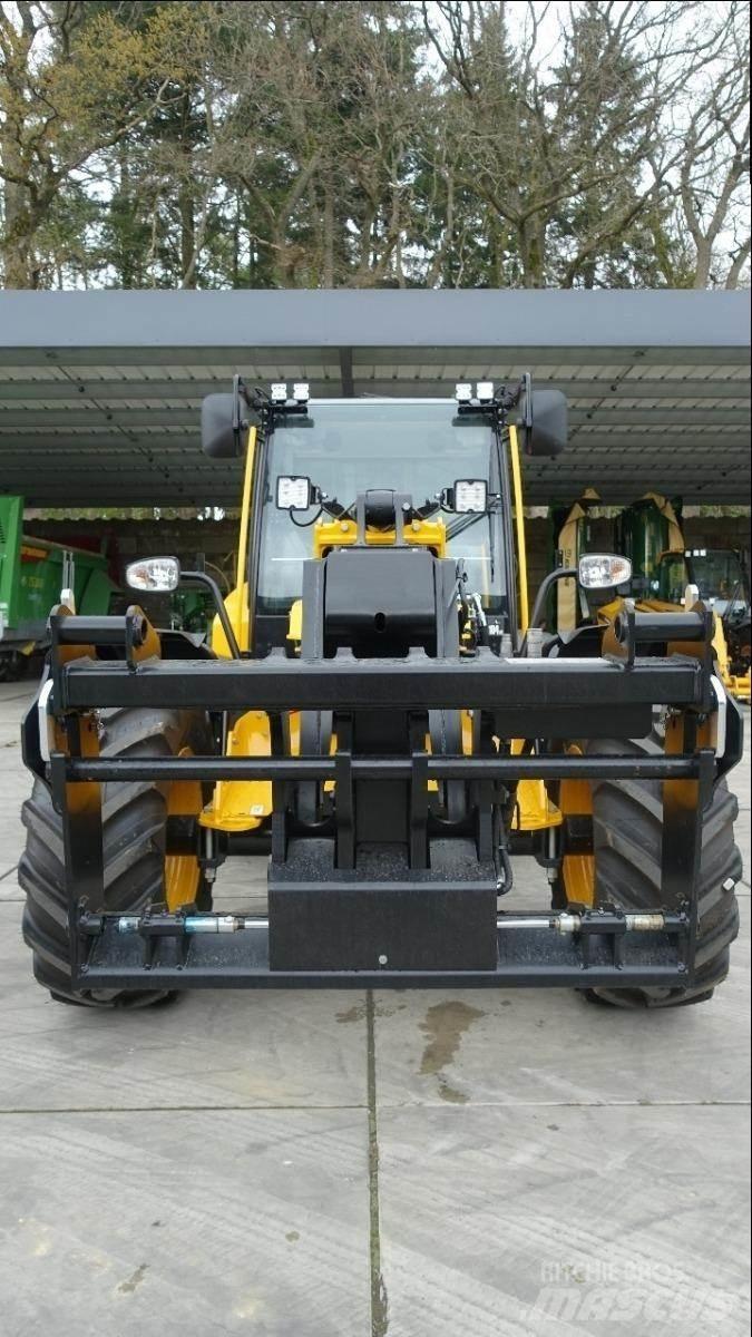 JCB TM 320 S Carretillas telescópicas